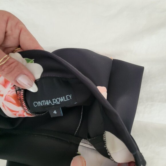 Cynthia Rowley Black Floral  Print bonded Pants SZ 4 flared leg - Picture 3 of 8